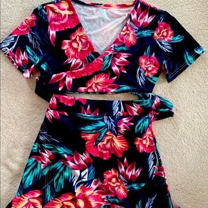 2 piece crop top skirt set